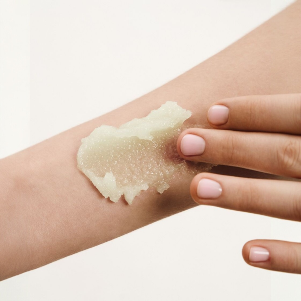 HOLLYSKIN Body Treat Silk shea sugar body scrub – WELL.UA – Фото 2